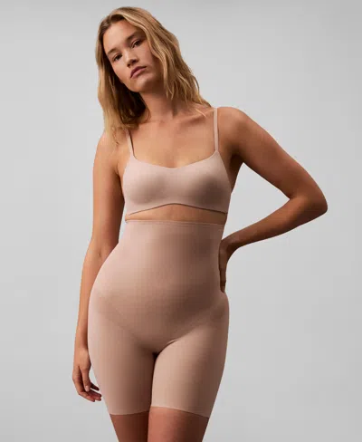 CALVIN KLEIN WOMEN'S STAY-PUT FIRM STRETCH SHAPEWEAR SHORTS QF8175