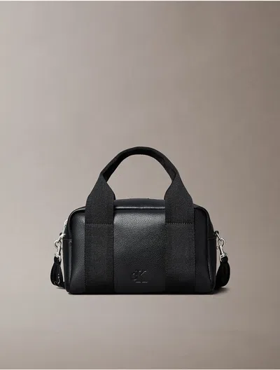 Calvin Klein Women's Ultralight Barrel Crossbody Bag In Black