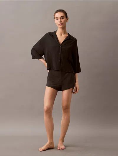 CALVIN KLEIN WOMEN'S WOVEN VISCOSE BUTTON-DOWN SHORT SLEEVE SHIRT