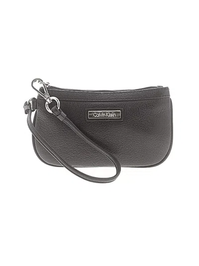 Pre-owned Calvin Klein Wristlet In Gray