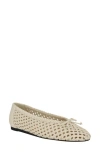 Calvin Klein Zatoria Ballet Flat In New Chic Cream