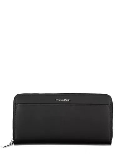 Calvin Klein Zip-fastening Wallet In Black