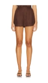 Cami Nyc Ravi Short In Mocha In Mocha