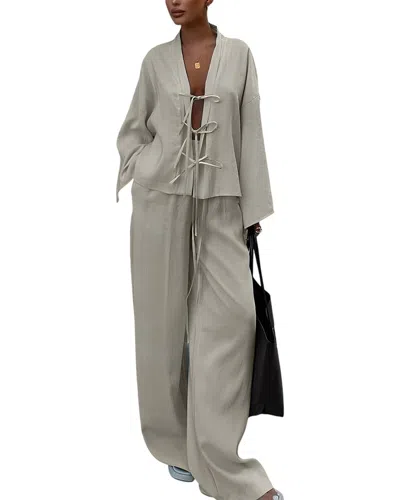 Camila Blanco 2pc Shirt & Pant Set In Gray