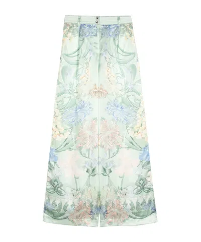 CAMILLA DREAMING IN DUTCH-PRINT SILK TROUSERS