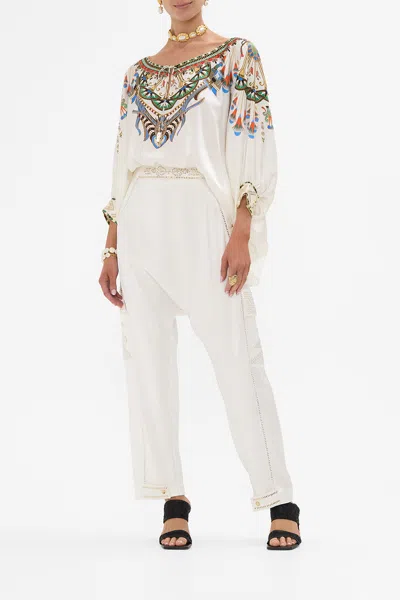 Camilla Raglan Sleeve Blouse With Cuff Valley Of The Queens In White