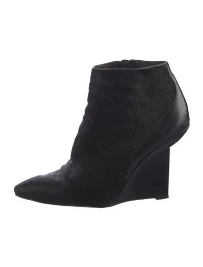 Pre-owned Camilla Skovgaard Leather Boots In Black