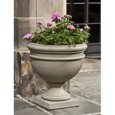 Campania International Montgomery Cast Stone Urn Planter In Copper Bronze
