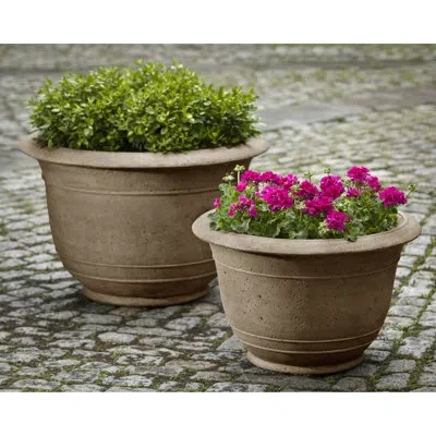 Campania International Padova Cast Stone Pot Planter In Aged Limestone