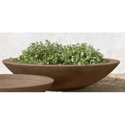 Campania International Zen Cast Stone Pot Planter In Aged Limestone