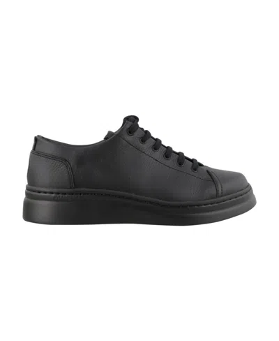 Camper In Black