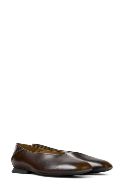 Camper Casi Myra Smooth Calfskin Leather Round-toe Ballet Flats In Brown