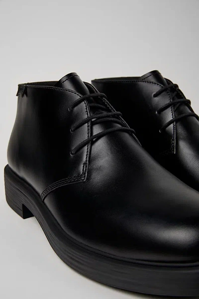 CAMPER DEAN LEATHER CHUKKA BOOT IN BLACK, MEN'S AT URBAN OUTFITTERS