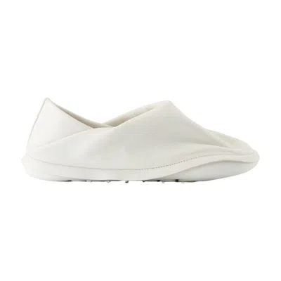 Camper Hida Sneakers