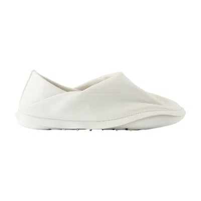 Camper Hida Sneakers In White