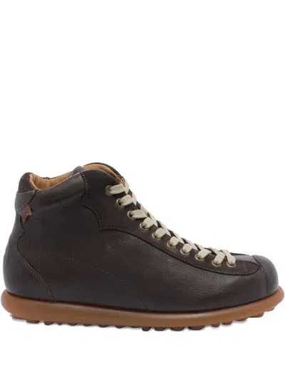 Camper Lace-up Round-toe Boots In Brown