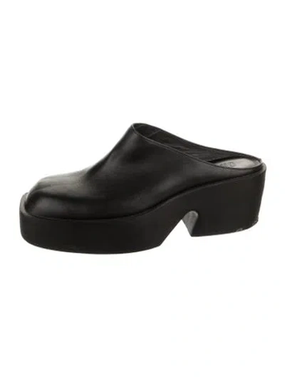 Pre-owned Camper Leather Mules In Black