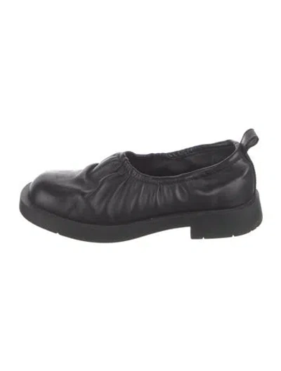 Pre-owned Camper Leather Oxfords In Black