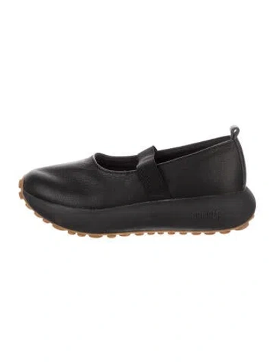 Pre-owned Camper Leather Pumps In Black