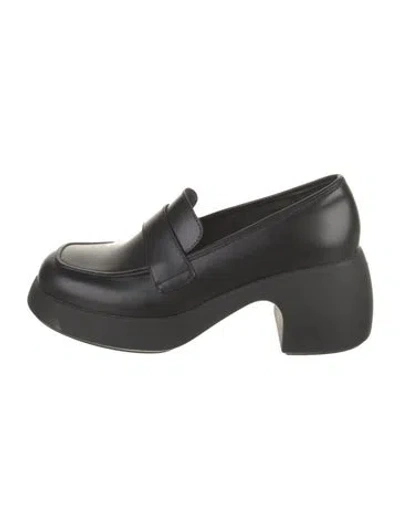 Pre-owned Camper Leather Pumps In Black