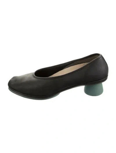 Pre-owned Camper Leather Pumps In Green