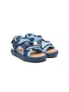 Camper Pelotas Floata Sandal In 蓝色