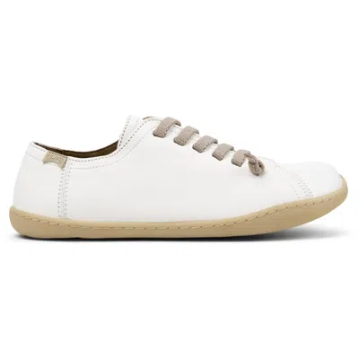 Camper Peu In White