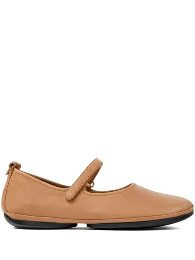 Camper Right Nina Ballerina Shoes In Beige