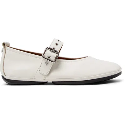 Camper Right Nina Ballerinas In White