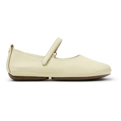 Camper Right Nina Mary Jane Flat In Neutral