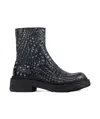 Camper Round Head Boots In Black