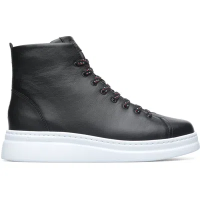 Camper Runner Up In Black