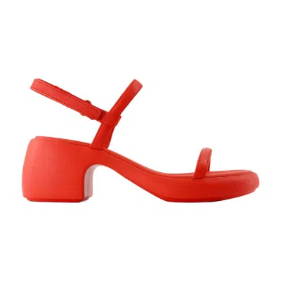 Camper Thelma Pumps