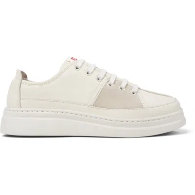 Camper Twins In Neutral