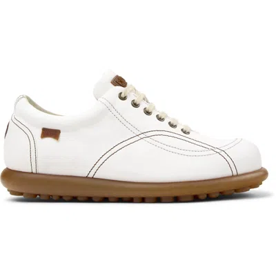 Camper Twins In White