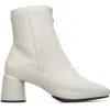 Camper Upright In White