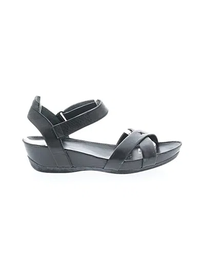 Pre-owned Camper Wedges In Black