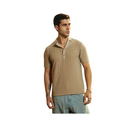 Campus Sutra Men's Ash Brown Crease-tactile Cuban Polo T-shirt