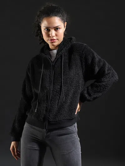Campus Sutra Women Solid Stylish Casual Sweatshirts In Black