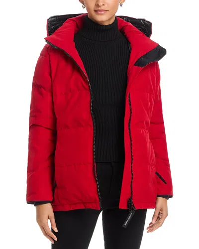 Canada Goose Chelsea Hooded Down Parka In Red