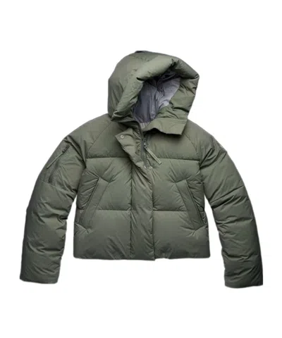 Canada Goose Chilliwack Down Jacket In Green