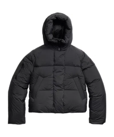 Canada Goose Chilliwack Hooded Puffer Jacket In Black