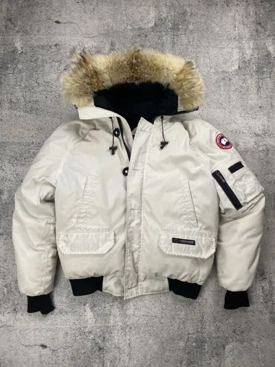 Pre-owned Canada Goose Chilliwack White Bomber Jacket