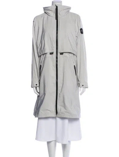 Pre-owned Canada Goose Coat In Gray
