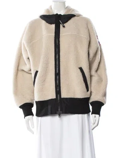 Pre-owned Canada Goose Down Coat In Neutral