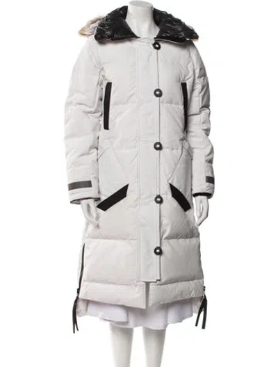Pre-owned Canada Goose Down Coat In White