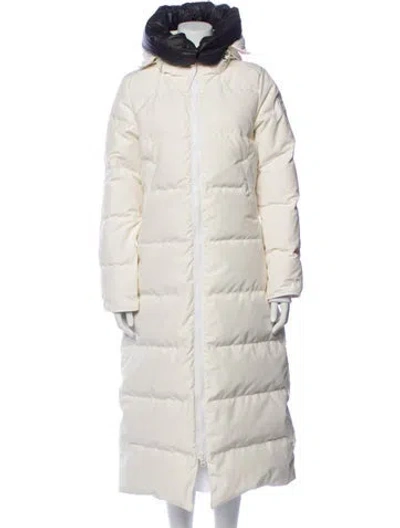Pre-owned Canada Goose Down Coat In White