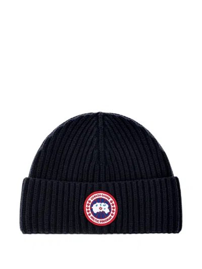 Canada Goose Logo-patch Ribbed-knit Beanie Hat In Blue