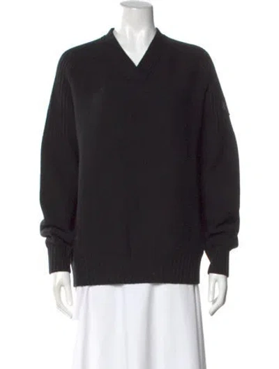 Pre-owned Canada Goose Merino Wool V-neck Sweater In Black