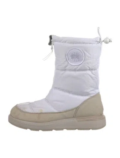 Pre-owned Canada Goose Nylon Embroidered Accent Snow Boots In White